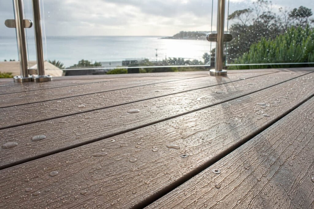 Composite Decking for Balcony Projects: A Builder's Guide 4 weather resistant composite decking coastal balcony